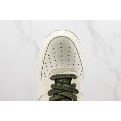 Nike Air Force 1 Low "White Vine/Olive Green" фото № 4