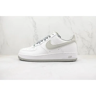 Nike Air Force 1 Low "White/Light Grey" фото № 2 Nike Air Force 1 Low "White/Light Grey" фото № 2