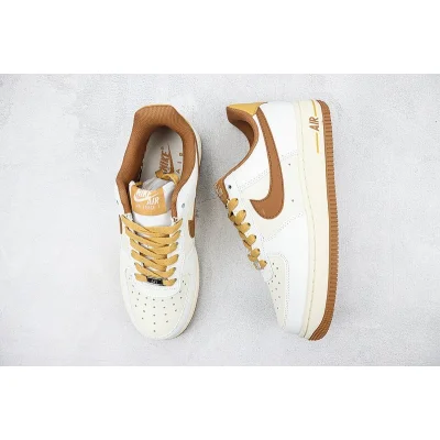 Nike Air Force 1 Low "White/Brown/Sand Brown/Orange" фото № 7 Nike Air Force 1 Low "White/Brown/Sand Brown/Orange" фото № 7