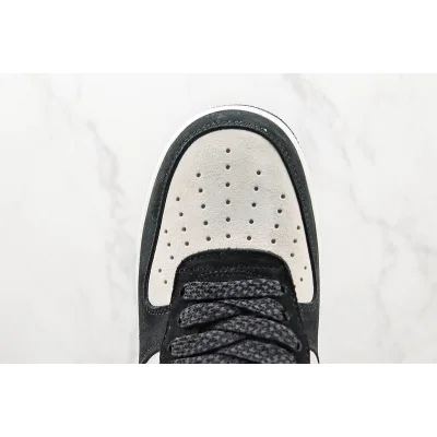 Nike Air Force 1 Low "Suede Black/White/Reflective" фото № 4 Nike Air Force 1 Low "Suede Black/White/Reflective" фото № 4