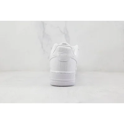 Nike Air Force 1 Low "Triple White/Luminous" фото № 9