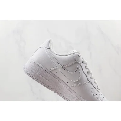 Nike Air Force 1 Low "Triple White/Luminous" фото № 3