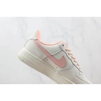 Nike Air Force 1 Low "Pink/White" фото № 4 Nike Air Force 1 Low "Pink/White" фото № 4