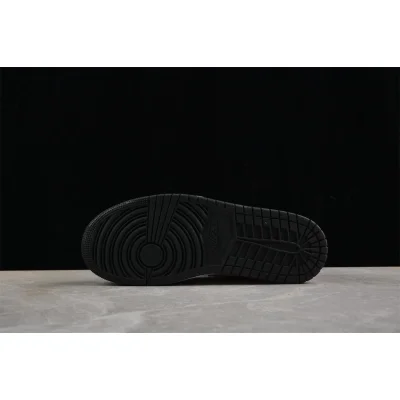 Nike Air Jordan 1 Low "Shattered Backboard Alternate" фото № 4