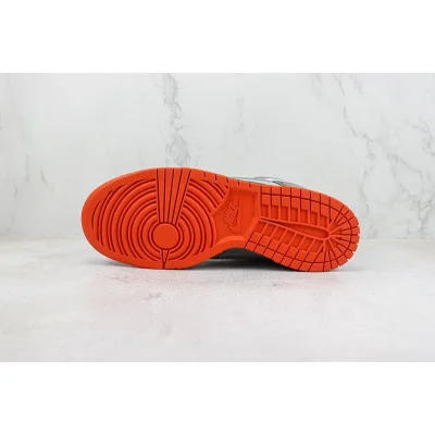 Nike SB Dunk Low Staple "NYC Pigeon" фото № 8