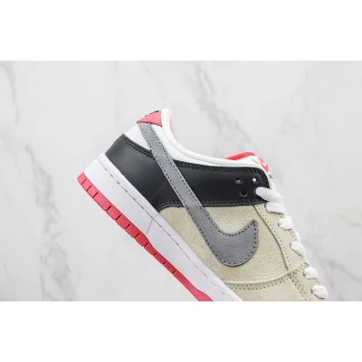 Nike Dunk Low "Infrared" фото № 3 Nike Dunk Low "Infrared" фото № 3