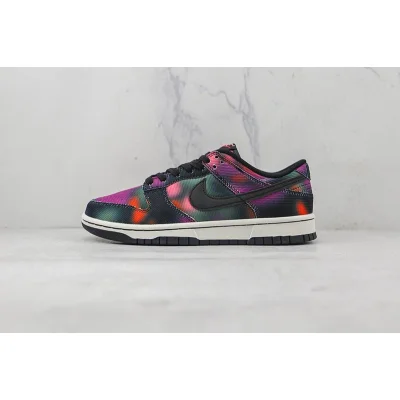 Nike Dunk Low "Graffiti" фото № 2 Nike Dunk Low "Graffiti" фото № 2