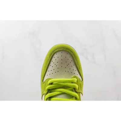 Nike SB Dunk Low "Pro Sour Apple" фото № 3