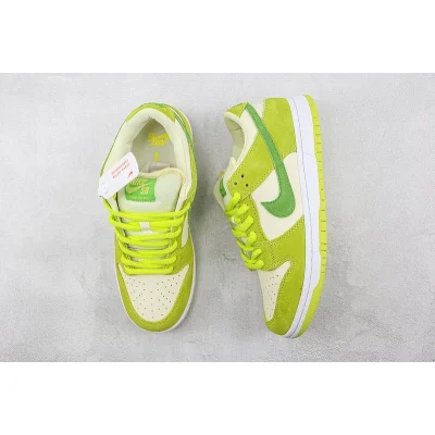 Nike SB Dunk Low "Pro Sour Apple" фото № 6