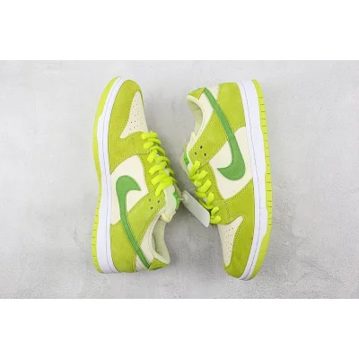 Nike SB Dunk Low "Pro Sour Apple" фото № 7