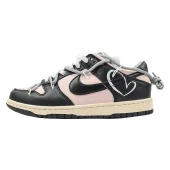 Nike Dunk Low "Black/Light Pink"