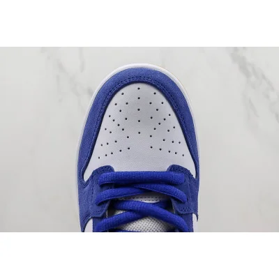 Nike SB Dunk Low "Los Angeles Dodgers" фото № 3