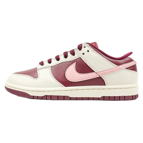 Nike Dunk Low PRM "Valentines Day"