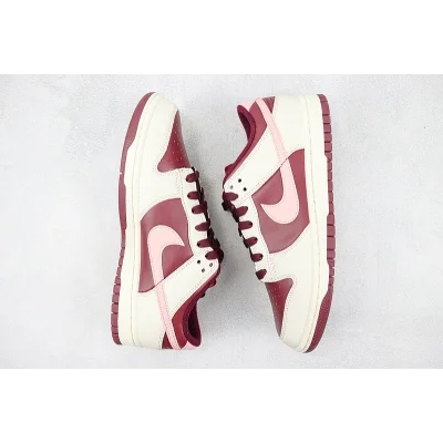 Nike Dunk Low PRM "Valentines Day" фото № 7