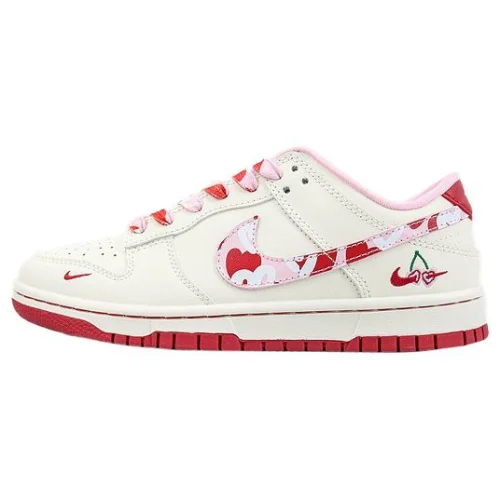 Nike Dunk Low "Valentine's Day"