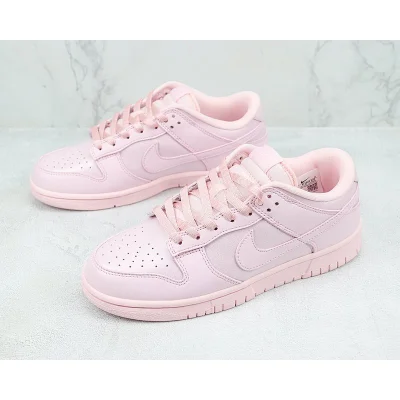 Nike Dunk Low "Prism Pink/Foam Rose" фото № 5 Nike Dunk Low "Prism Pink/Foam Rose" фото № 5