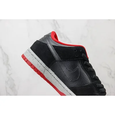 Nike Dunk Low "Black Cement/Red Label" фото № 3 Nike Dunk Low "Black Cement/Red Label" фото № 3