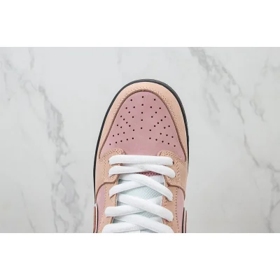 Tagz Footwear x Nike Dunk Low "Pink Lobster" фото № 4