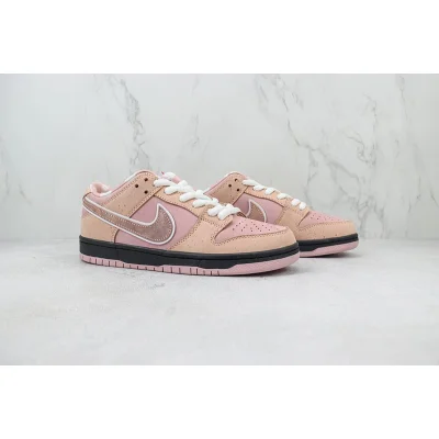 Tagz Footwear x Nike Dunk Low "Pink Lobster" фото № 6