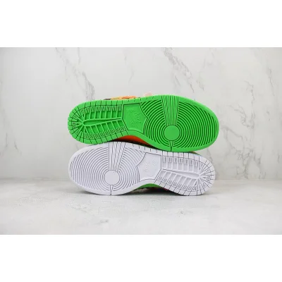 Grateful Dead x Nike Dunk Low "Multi-Color" фото № 8 Grateful Dead x Nike Dunk Low "Multi-Color" фото № 8