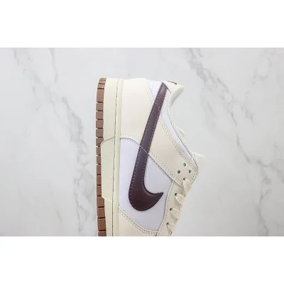 Nike Dunk Low "Dark Cacao/Coconut Milk" фото № 3 Nike Dunk Low "Dark Cacao/Coconut Milk" фото № 3