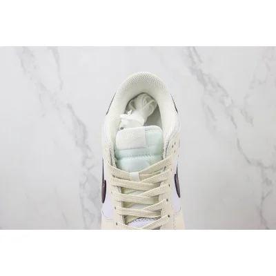 Nike Dunk Low "Dark Cacao/Coconut Milk" фото № 5 Nike Dunk Low "Dark Cacao/Coconut Milk" фото № 5