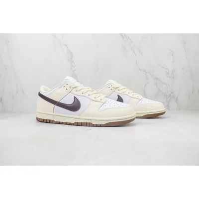 Nike Dunk Low "Dark Cacao/Coconut Milk" фото № 6 Nike Dunk Low "Dark Cacao/Coconut Milk" фото № 6