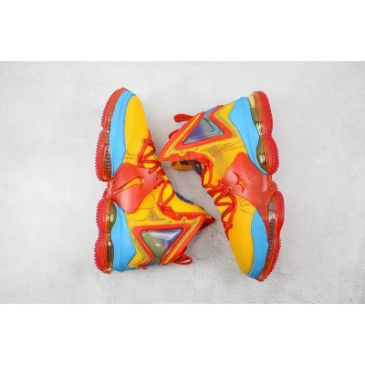 Space Jam x Nike LeBron 19 EP "Tune Squad" фото № 5