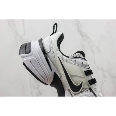 Nike Runtekk "White/Black" фото № 4