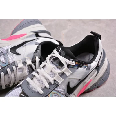 Nike V2K Run "Year of the Dragon" фото № 8