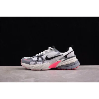 Nike V2K Run "Year of the Dragon" фото № 2