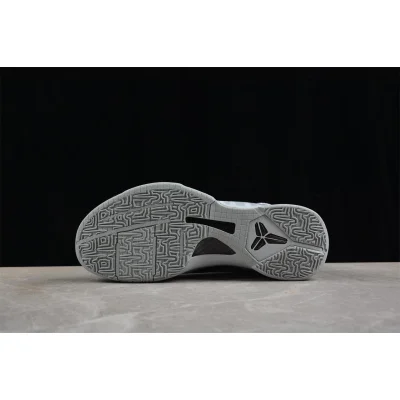 Nike Zoom Kobe 5 Protro "Zebra" фото № 4 Nike Zoom Kobe 5 Protro "Zebra" фото № 4