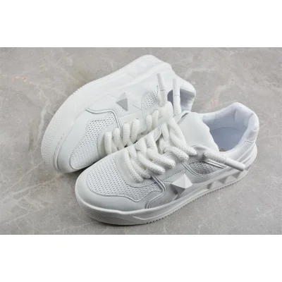 Valentino Rockstud Untitled "White" фото № 6 Valentino Rockstud Untitled "White" фото № 6