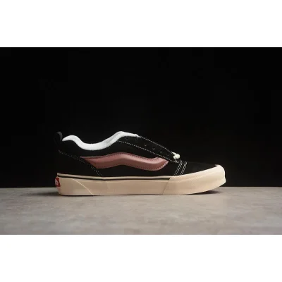 Vans Knu Skool "Black Rose" фото № 5 Vans Knu Skool "Black Rose" фото № 5