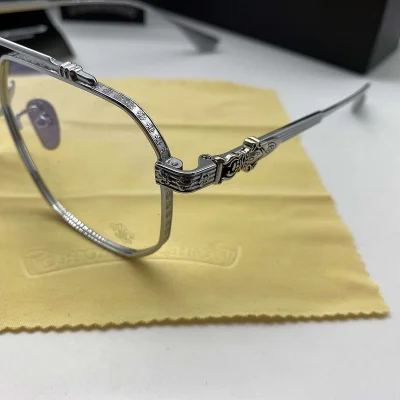Оправа для очков Chrome Hearts Aviator Shaped Frame With Patterns "Silver" фото № 4 Оправа для очков Chrome Hearts Aviator Shaped Frame With Patterns "Silver" фото № 4