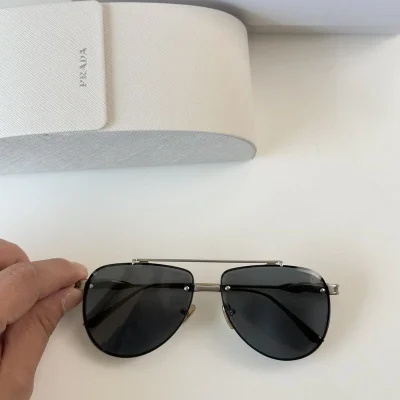 Солнцезащитные очки Prada Aviator Shaped And Thin Frame "Black" фото № 2