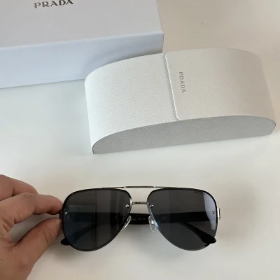 Солнцезащитные очки Prada Wide Logo Inscription On Side "Black" фото № 2