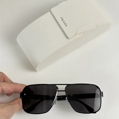 Солнцезащитные очки Prada Inscription On Red Background "Black" фото № 2