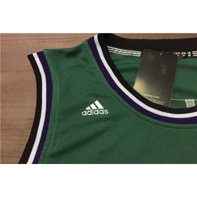 Баскетбольная Джерси Adidas Milwaukee Bucks 16 №34 Giannis Antetokounmpo "Green" фото № 6 Баскетбольная Джерси Adidas Milwaukee Bucks 16 №34 Giannis Antetokounmpo "Green" фото № 6