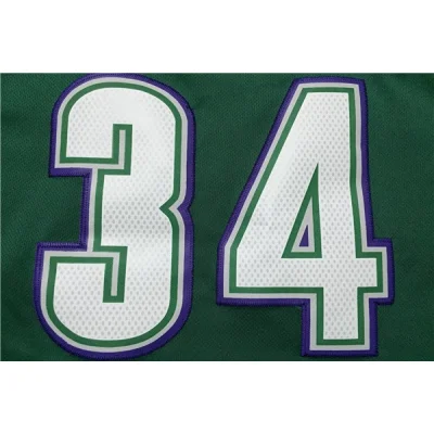 Баскетбольная Джерси Adidas Milwaukee Bucks 16 №34 Giannis Antetokounmpo "Green" фото № 9 Баскетбольная Джерси Adidas Milwaukee Bucks 16 №34 Giannis Antetokounmpo "Green" фото № 9