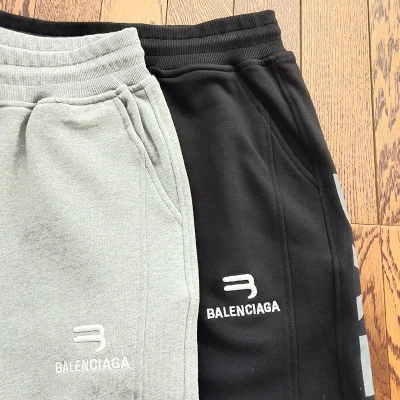 Штаны Balenciaga With Large Text Brand Logo "Black" фото № 4 Штаны Balenciaga With Large Text Brand Logo "Black" фото № 4