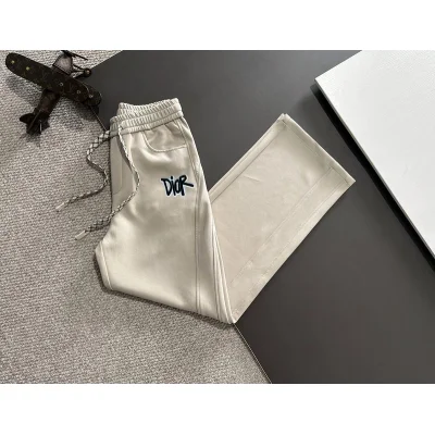 Штаны Christian Dior Frontside Contrast Logotype "Beige" фото № 6 Штаны Christian Dior Frontside Contrast Logotype "Beige" фото № 6