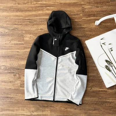 Худи Nike On The Lock "Black/Gray" фото № 2 Худи Nike On The Lock "Black/Gray" фото № 2