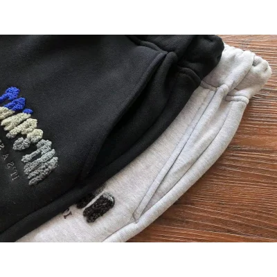 Штаны Trapstar Mirror Inscription It's A Secret "Black" фото № 3 Штаны Trapstar Mirror Inscription It's A Secret "Black" фото № 3