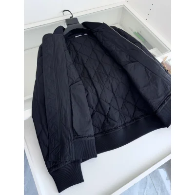 Куртка Burberry Black Clear Print Warrior And Horse "Black" фото № 5 Куртка Burberry Black Clear Print Warrior And Horse "Black" фото № 5