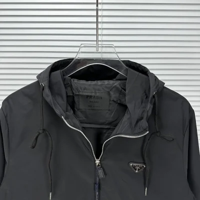 Ветровка Prada Solid Color With Logo "Black" фото № 6