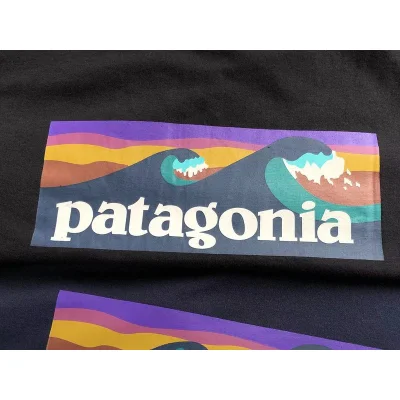 Лонгслив Patagonia Waves View Back Print "Black" фото № 5