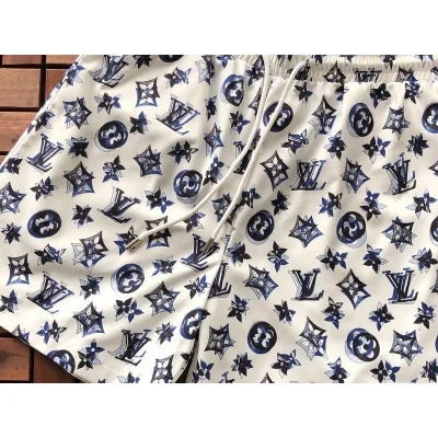 Шорты Louis Vuitton Logo Symbols With Shadow "White" фото № 2 Шорты Louis Vuitton Logo Symbols With Shadow "White" фото № 2