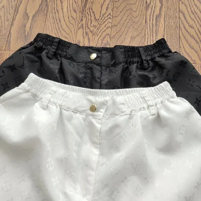 Шорты Louis Vuitton Cotton ZIP "White" фото № 4 Шорты Louis Vuitton Cotton ZIP "White" фото № 4