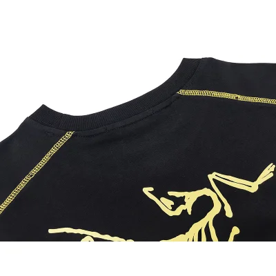 Футболка Arcteryx With Stripes On The Sleeves "Black" фото № 3